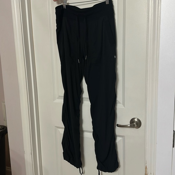 Lululemon pants - Picture 2 of 8